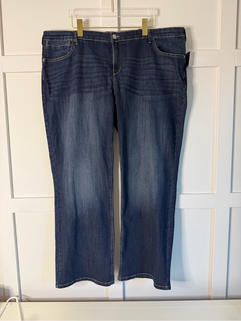 Size 22 - NWT - Reitmans Indigo Stretch Bootcut Jeans